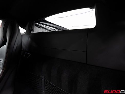 Used 2021 Ferrari F8 Tributo image 41