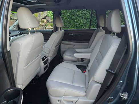 Used 2019 Honda Pilot Touring image 53