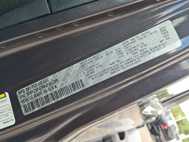 Certified 2021 Jeep Wrangler Unlimited Rubicon AWD/4WD image 33