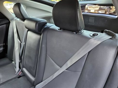 Used 2013 Toyota Prius Prime Advanced FWD image 13