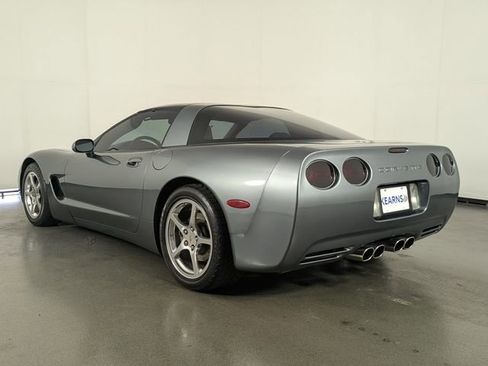 Used 2003 Chevrolet Corvette Coupe w/ Preferred Equipment Group RWD image 6