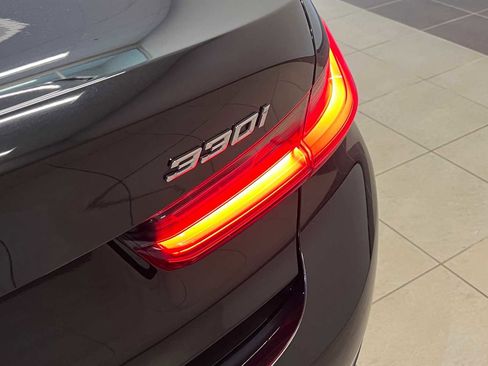 Used 2022 BMW 330i xDrive Sedan w/ Driving Assistance Package image 6