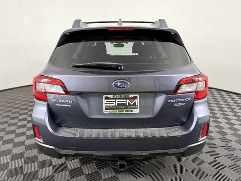 Used 2017 Subaru Outback 3.6R Limited AWD/4WD image 10