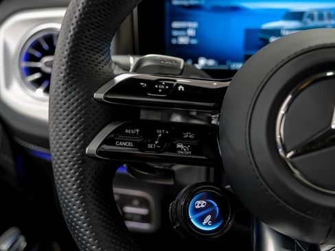 Used 2025 Mercedes-Benz G 63 AMG 4MATIC image 14