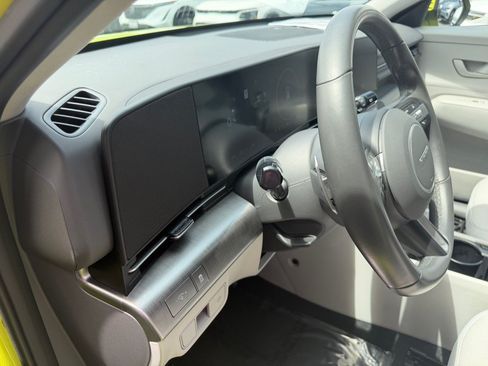 Used 2024 Hyundai Kona SEL FWD image 12