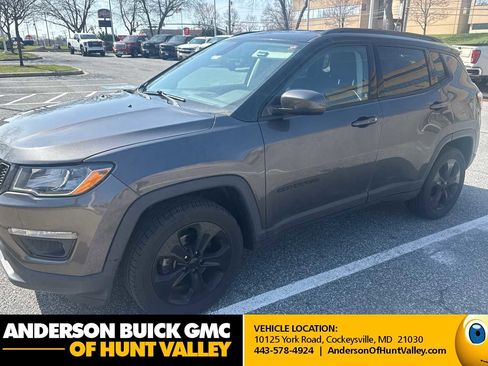 Used 2018 Jeep Compass Latitude w/ Popular Equipment Group image 1