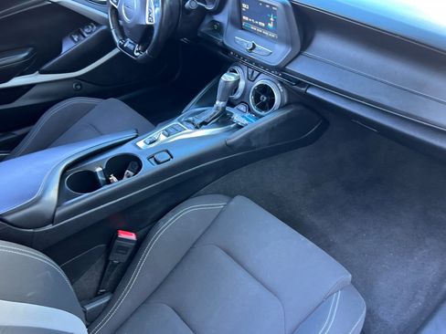 Used 2017 Chevrolet Camaro LT image 14