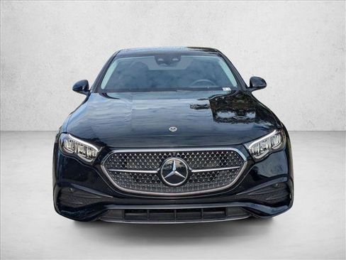 Certified 2025 Mercedes-Benz E 350 4MATIC Sedan image 2