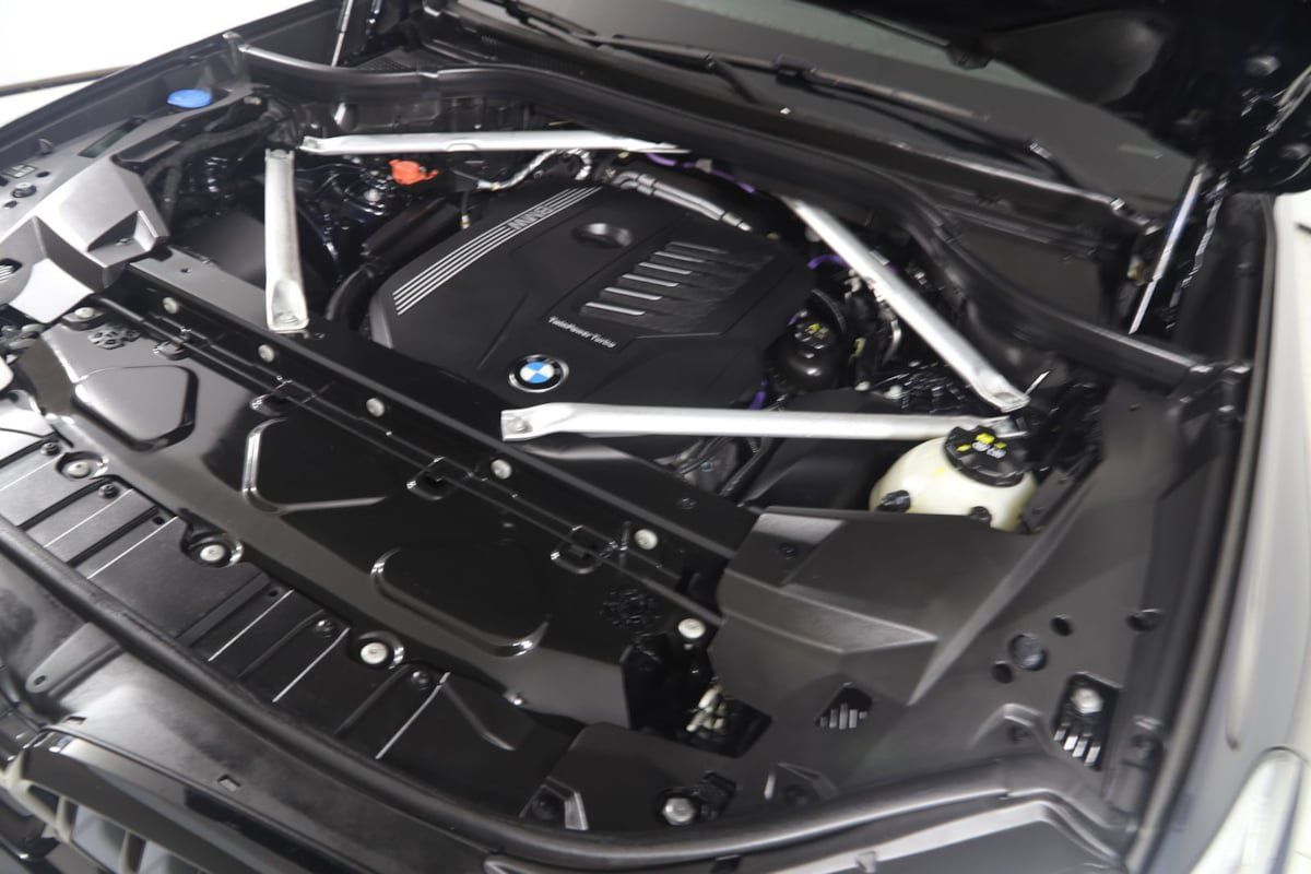 Used 2023 BMW X6 xDrive40i w/ M Sport Package AWD/4WD image 19