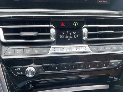 Used 2019 BMW M850i xDrive Coupe image 9