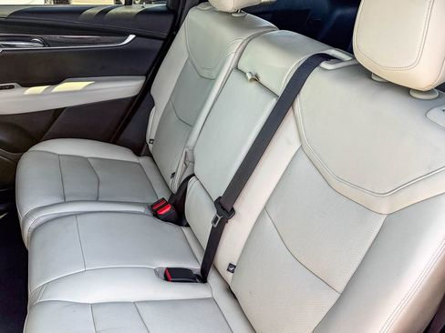Certified 2023 Cadillac XT6 Sport AWD/4WD image 39