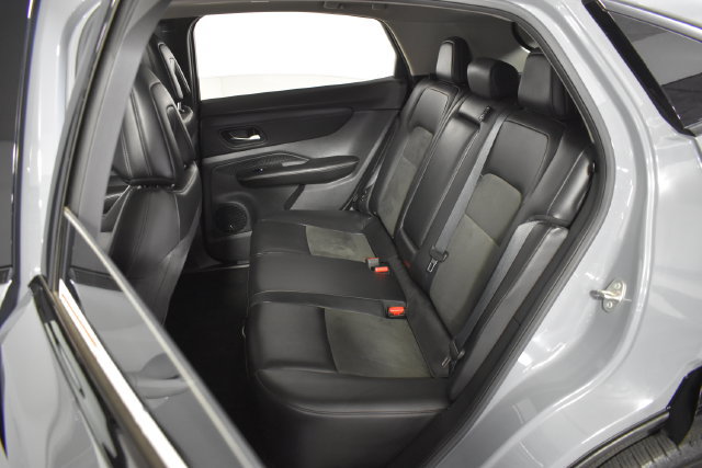 Certified 2024 Nissan Ariya AWD image 31