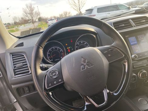 Used 2021 Mitsubishi Outlander Sport SE image 8