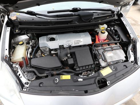 Used 2010 Toyota Prius Five image 24