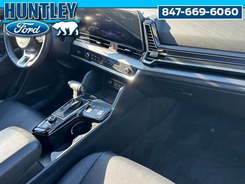 Used 2024 Kia Sportage EX image 9