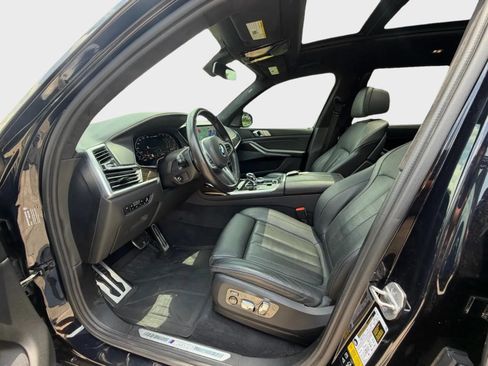 Used 2021 BMW X7 M50i w/ Executive Package AWD/4WD image 11