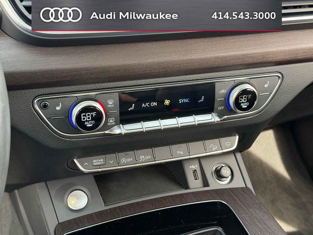 Used 2024 Audi Q5 2.0T Premium w/ Convenience Package AWD/4WD image 28