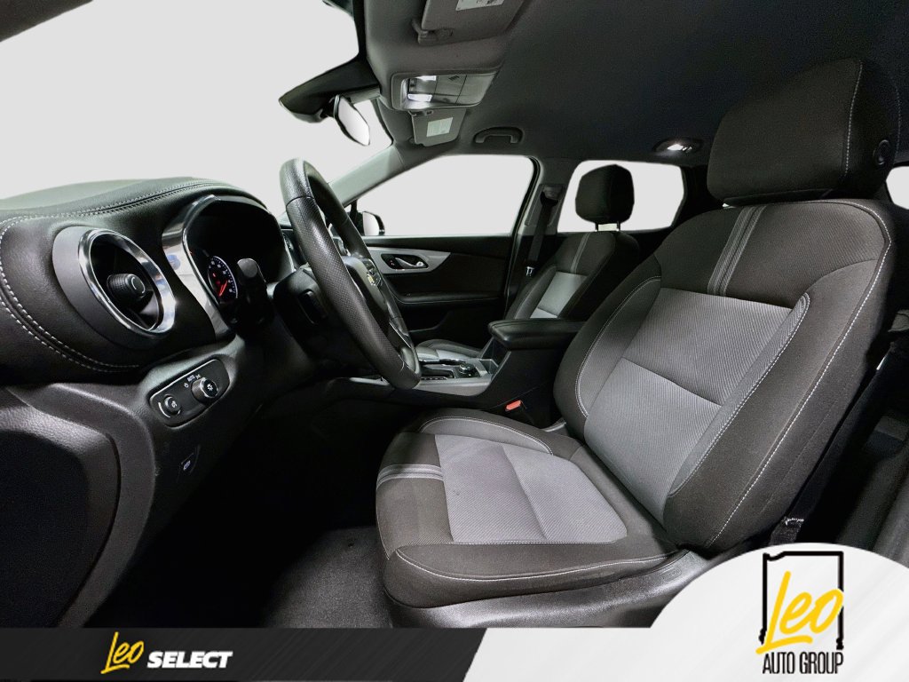 Used 2023 Chevrolet Blazer LT FWD image 20