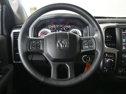 Used 2017 RAM 1500 Big Horn AWD/4WD image 32