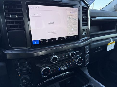 New 2026 Ford F250 Lariat w/ Chrome Package image 48