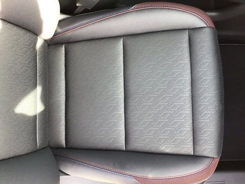 New 2026 Chevrolet Equinox RS image 23