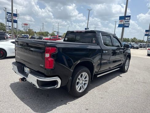 Used 2023 Chevrolet Silverado 1500 LTZ AWD/4WD image 5