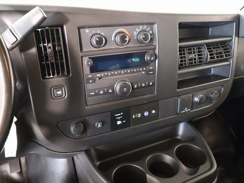 Used 2020 Chevrolet Express 3500 LS image 5