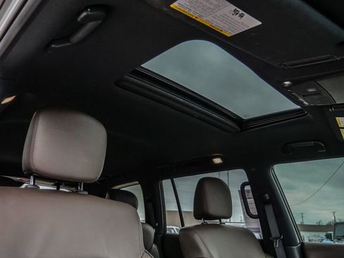 Used 2024 Nissan Armada Platinum w/ Captain's Chairs Package image 15