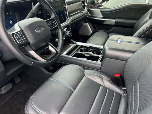Used 2026 Ford F250 Platinum w/ Tremor Off-Road Package image 10