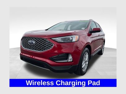 Used 2024 Ford Edge SEL w/ Convenience Package