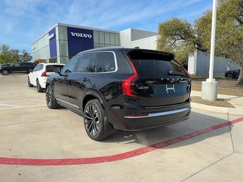 New 2026 Volvo XC90 T8 Plus w/ Protection Package Premier image 4