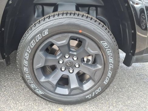 Used 2025 RAM 1500 Big Horn AWD/4WD image 16