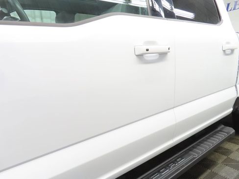 Used 2023 Ford F250 XLT w/ Black Appearance Package image 38