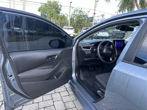 Used 2023 Toyota Corolla LE FWD image 22