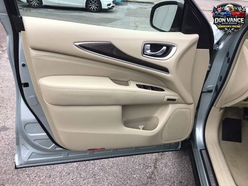 Used 2013 INFINITI JX35 AWD w/ Premium Pkg image 10