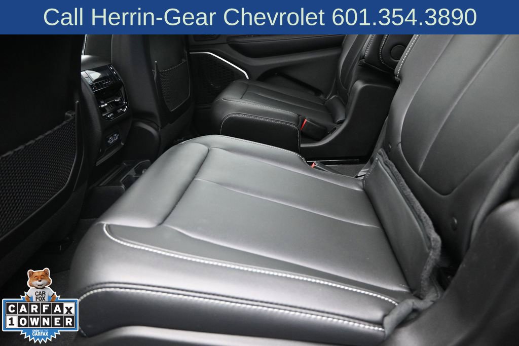 Used 2025 Jeep Grand Cherokee L Limited RWD image 16