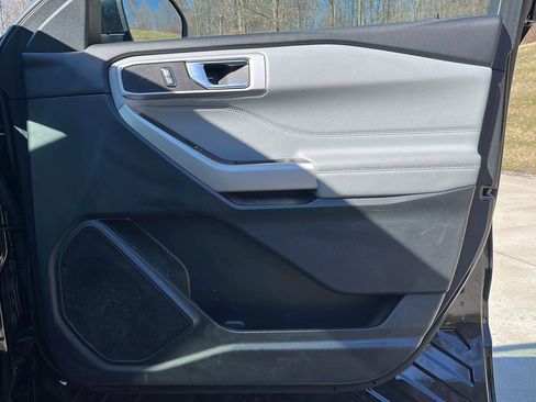 Used 2023 Ford Explorer XLT w/ Equipment Group 202A image 24