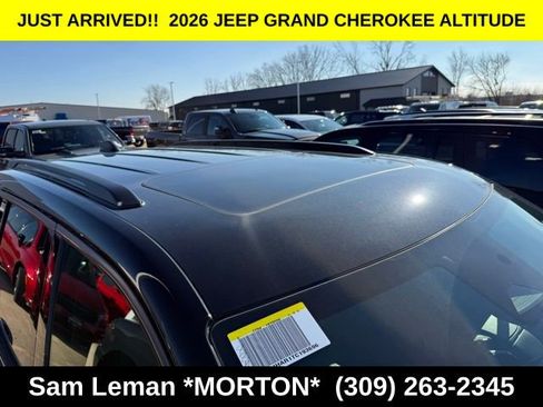 New 2026 Jeep Grand Cherokee Altitude image 7