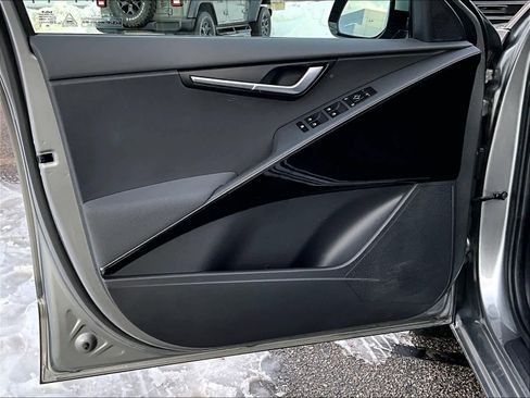 Used 2023 Kia Niro Wind w/ Wind Preserve Package image 9