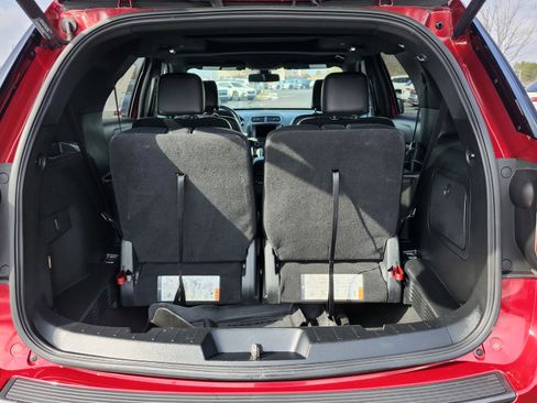 Used 2019 Ford Explorer XLT w/ Equipment Group 202A image 24