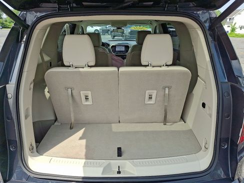 Used 2021 GMC Acadia Denali image 28