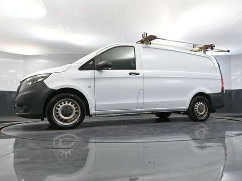 Used 2017 Mercedes-Benz Metris image 40
