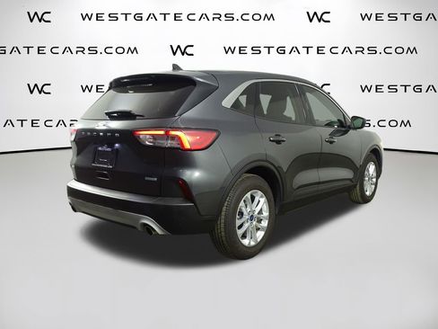 Used 2020 Ford Escape SE image 44