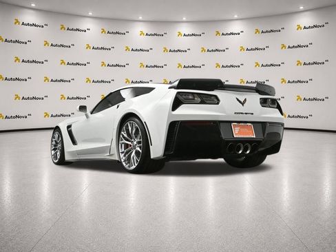 Used 2016 Chevrolet Corvette Z06 w/ 2LZ Preferred Equipment Group RWD image 41