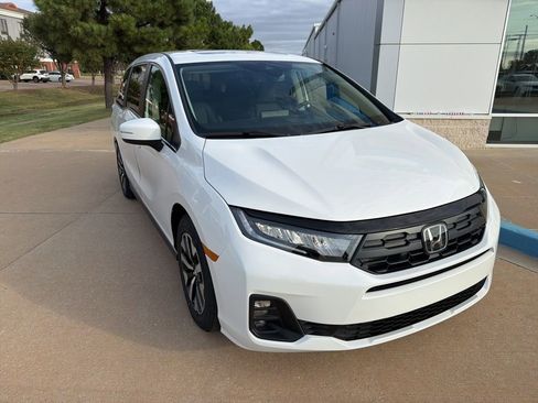 New 2026 Honda Odyssey EX-L image 2