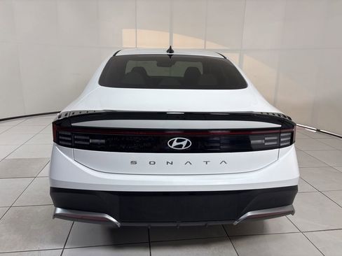 New 2026 Hyundai Sonata SE FWD image 4