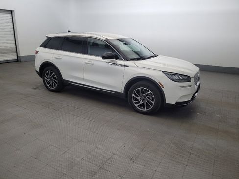 Used 2022 Lincoln Corsair AWD w/ Equipment Group 101A image 11