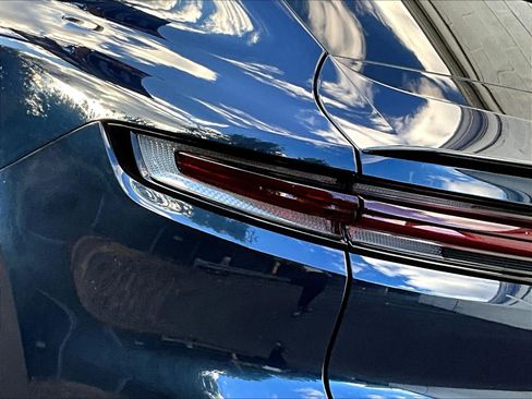 New 2026 Porsche Cayenne Coupe image 25