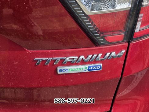 Used 2018 Ford Escape Titanium image 6