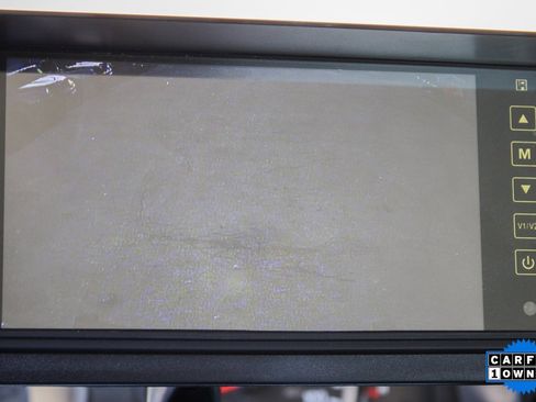 Used 2024 Isuzu NPR HD image 26